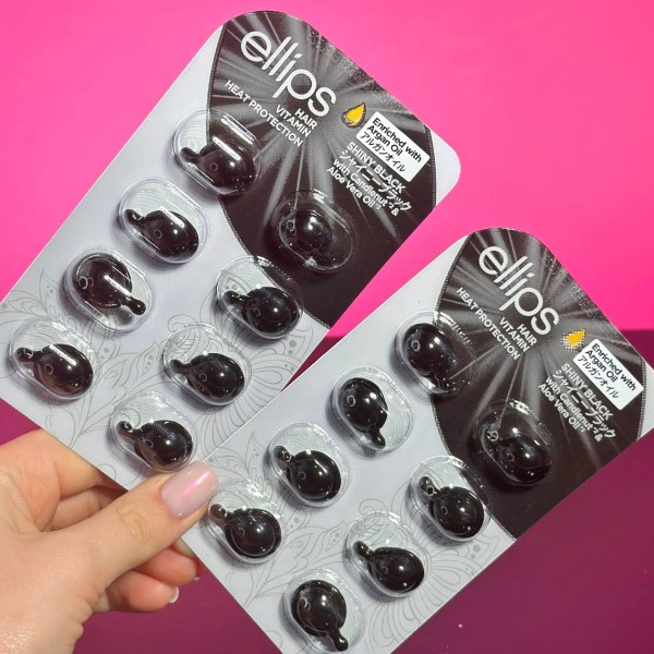 Вітаміни для волосся Ellips Hair Vitamin Treatment Нічне сяйво з фундуком і олією алое вера (Shiny Black) Вітаміни для волосся Ellips Hair Vitamin Treatment Нічне сяйво з фундуком і олією алое вера (Shiny Black)