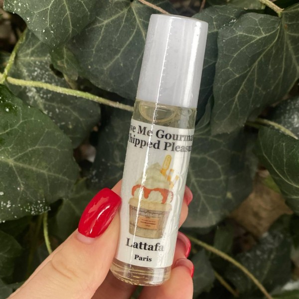 Масляні парфуми жіночі Lattafa Give Me Gourmand Whipped Pleasure 10 мл