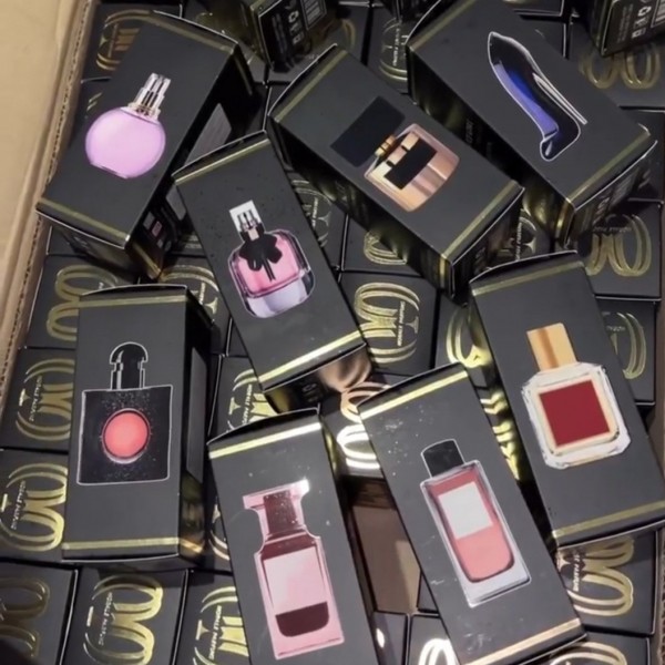 Парфумована вода Morale Parfums 50 мл Парфумована вода Morale Parfums 50 мл