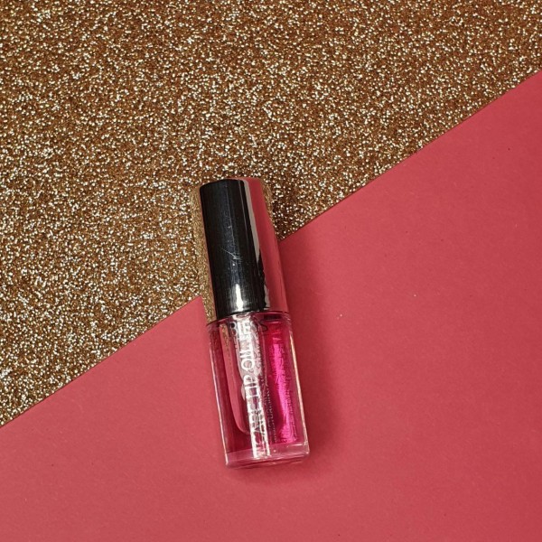 Масло для губ Bless Beauty Care Lip Oil 3,7 мл 04 Масло для губ Bless Beauty Care Lip Oil 3,7 мл 04
