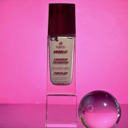 Стійка тональна база для обличчя Bogenia Angelic Longwear Foundation 30 мл 001 Porcelain