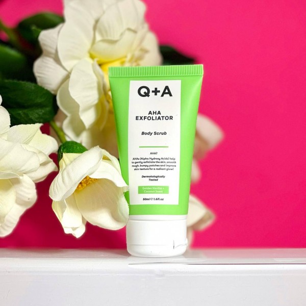 Скраб для тіла з AHA-кислотами Q+A AHA Exfoliator Body Scrub 50 мл