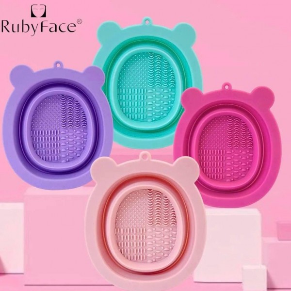 Силіконова миска для миття пензликів та спонжів Ruby Face Mini-folding clean bowl Силіконова миска для миття пензликів та спонжів Ruby Face Mini-folding clean bowl
