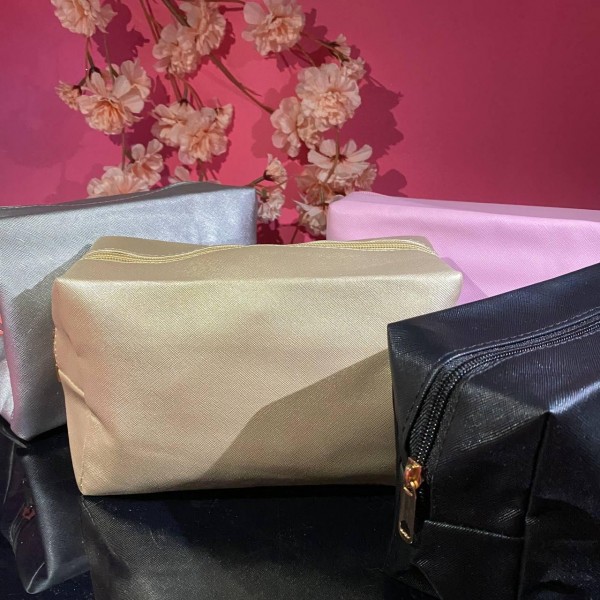 Косметичка МК Cosmetics Косметичка МК Cosmetics